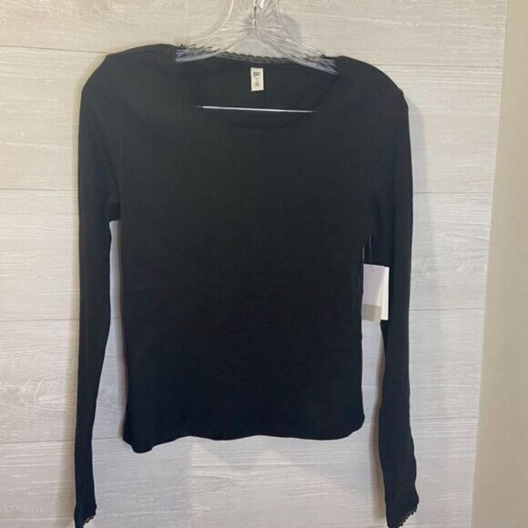 BP. Black Long Sleeve Tee Lace trim Neckline and Cuffs Women's Top NWT - Picture 5 of 8